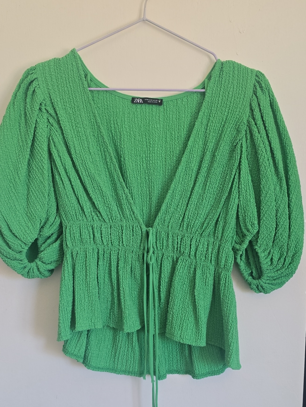 Zara Bright Green Textured Puff-Sleeve V-Neck Peplum Top